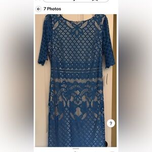Donna Ricco Dress Size 4, blue lace, fitted, nude lining, knee len…